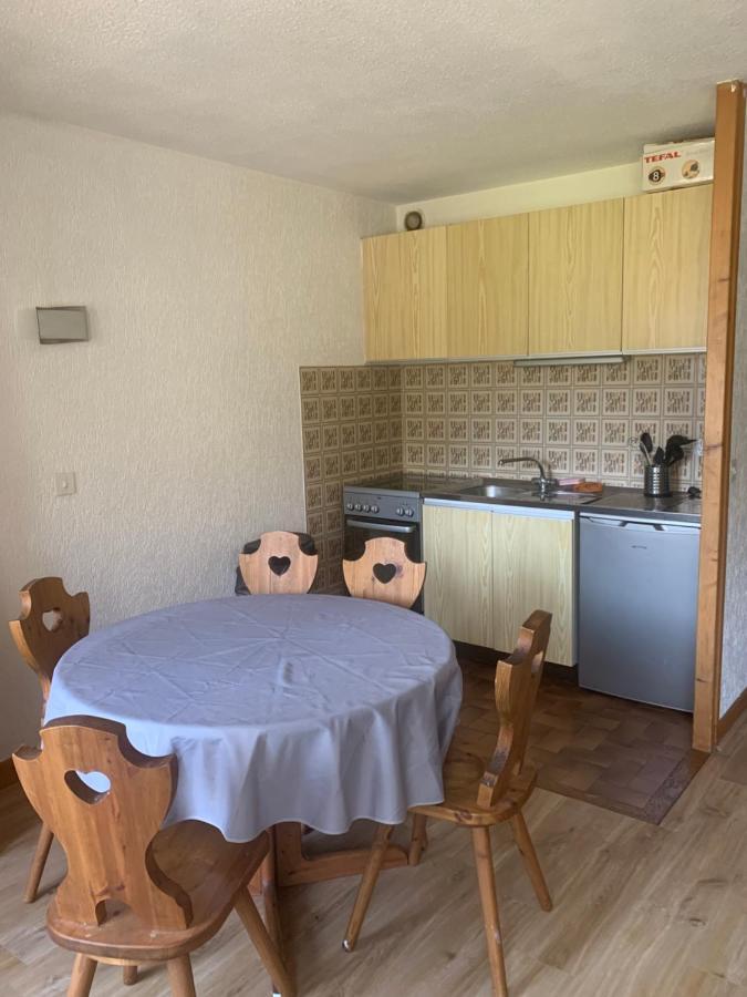 Appartement Avec Acces Piscine- Station- 4 Personnes Saint-Jean-dʼAulps Zewnętrze zdjęcie